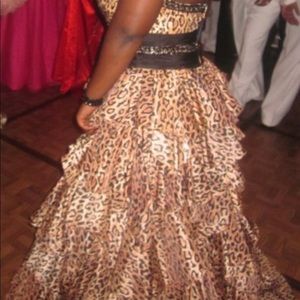 Prom dress tony bowls